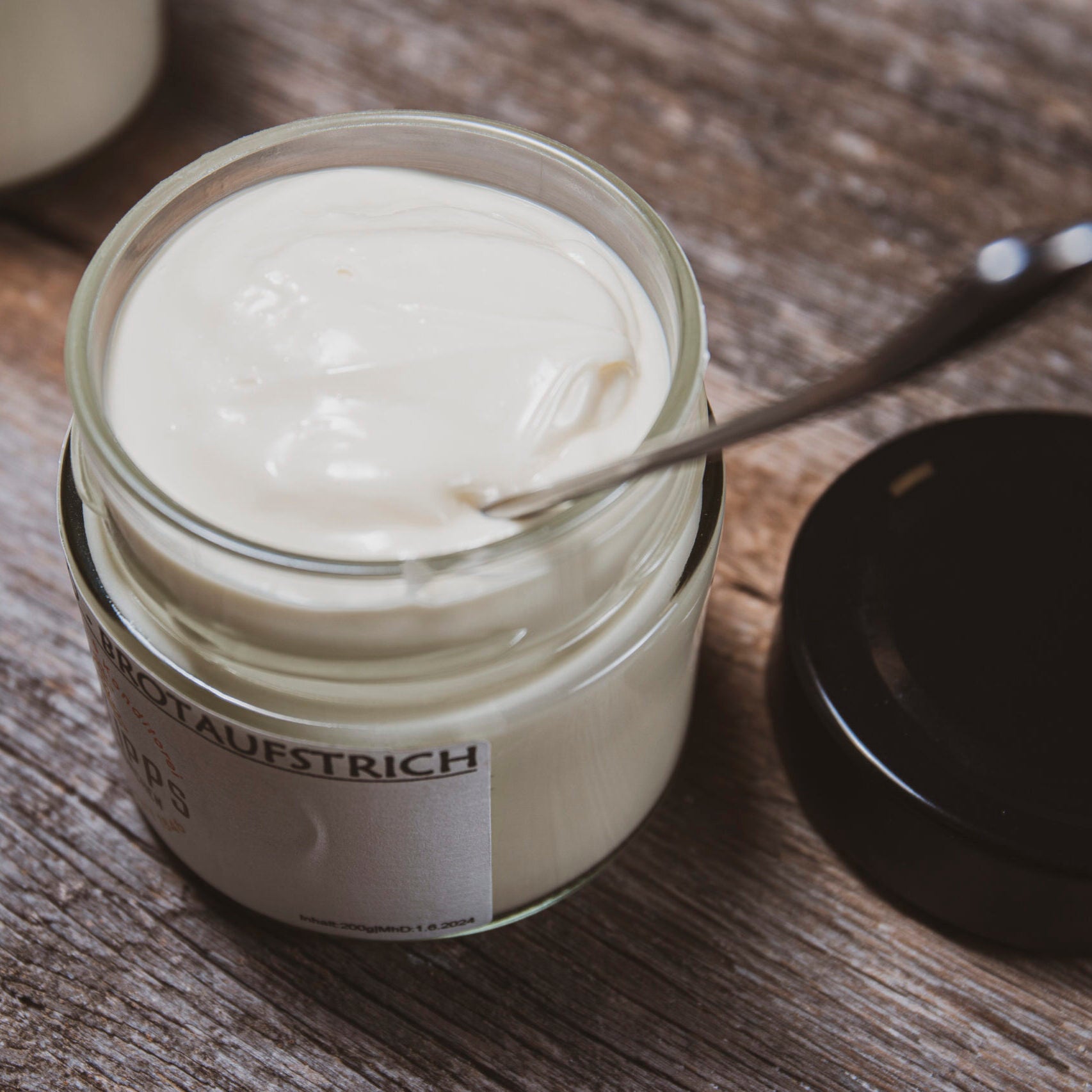 AUFSTRICH_WEISSER_SCHOKO_60000